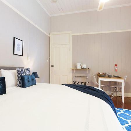 99 Kirkland Bed & Breakfast Brisbane Kamer foto